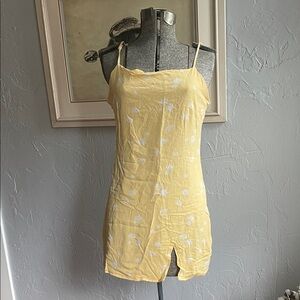 Kendall & Kylie Sunny Yellow Floral Sundress Dress with Spaghetti Straps sz S
